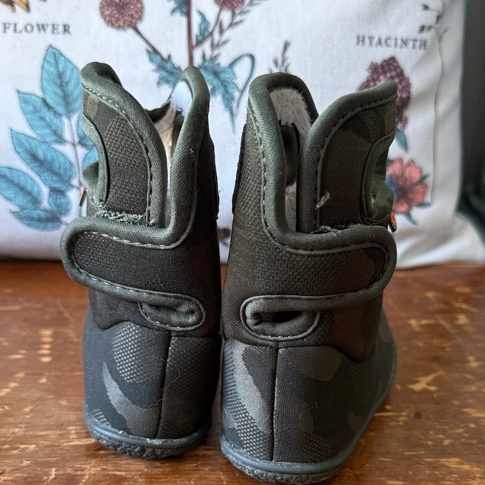 Kids Black Camo Winter Boots